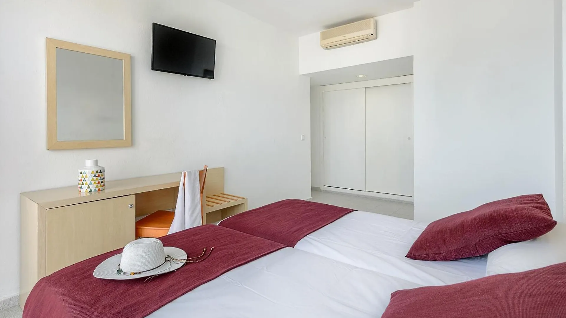 Hotel Vibra Riviera Sant Antoni de Portmany Hiszpania